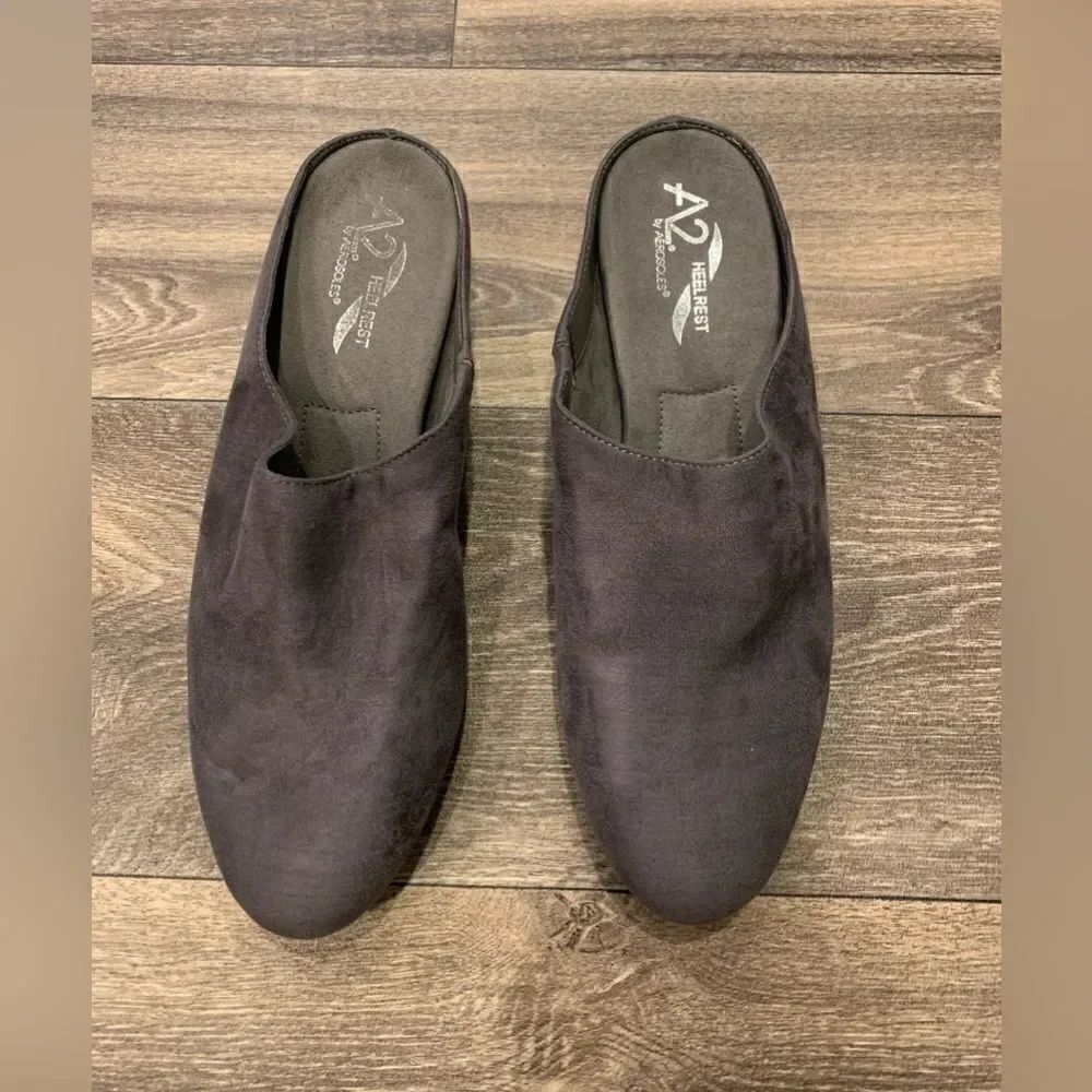 A2 by Aerosoles Micro Suede Mules Size 8.5 Gray